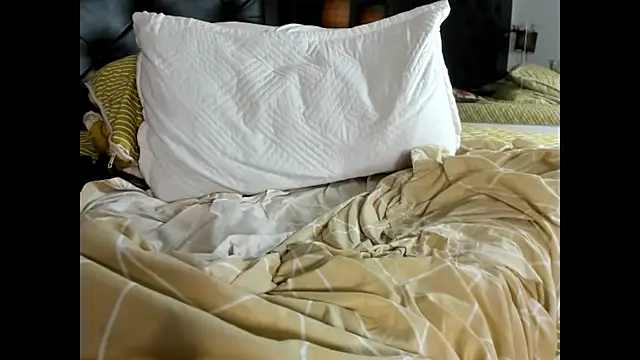 Kymy_marquez's cam snapshot