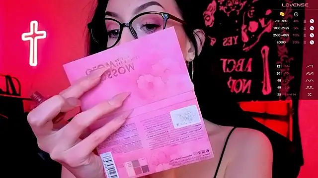 Miss_Alice__'s cam snapshot