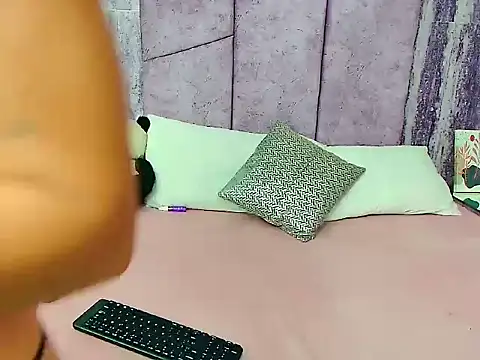 AlahiaEvansz's cam snapshot