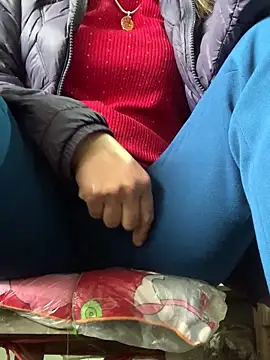 YANINA120 live sex cam