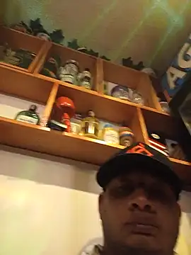 themorenofit08's cam snapshot