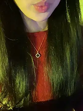 Uyennii02's cam snapshot