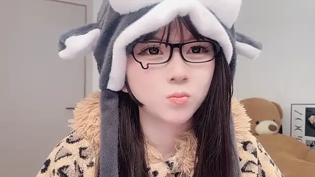 lnua-lnua live sex cam