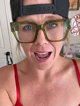 goodgirlbabydoll live sex cam