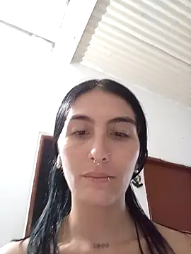 single_mother_indecent's cam snapshot