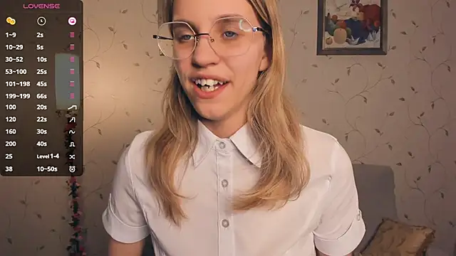 JoanBaggott live sex cam