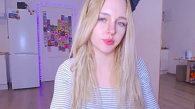 sailormoon666_'s cam snapshot