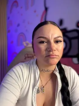 Megaan__More's cam snapshot