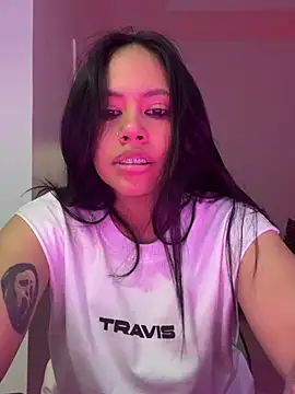 CarolinaRaven's cam snapshot