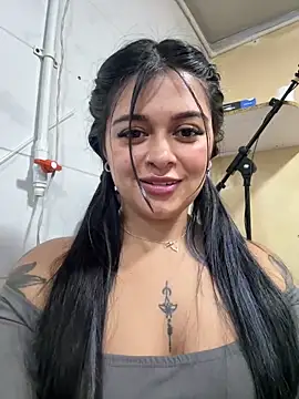 Saray_charmante's cam snapshot