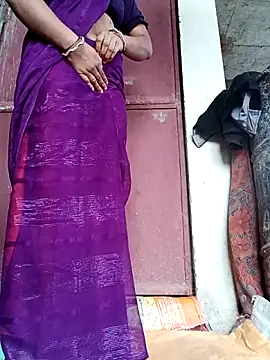 Cute-Bandna live sex cam