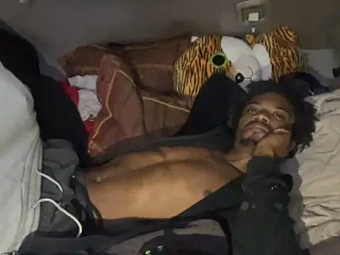 SlimeCrownzOut5 live sex cam