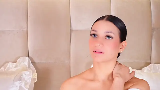 KiraKayleigh1 live sex cam