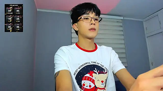 tom_Howard live sex cam