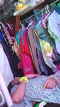 gurlnips live sex cam