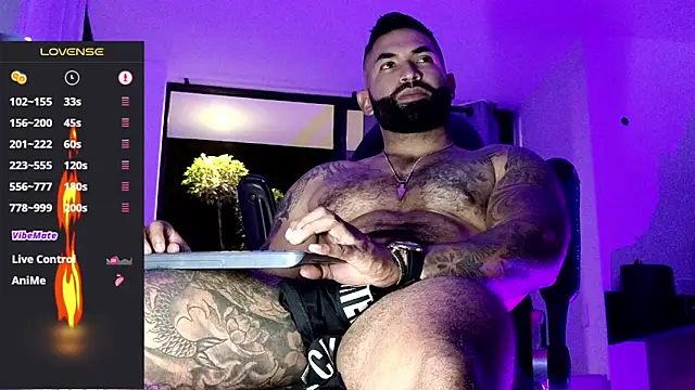 Max-prada live sex cam