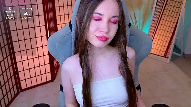 SilentLily's cam snapshot