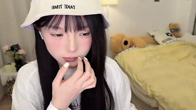 Momo-xx live sex cam