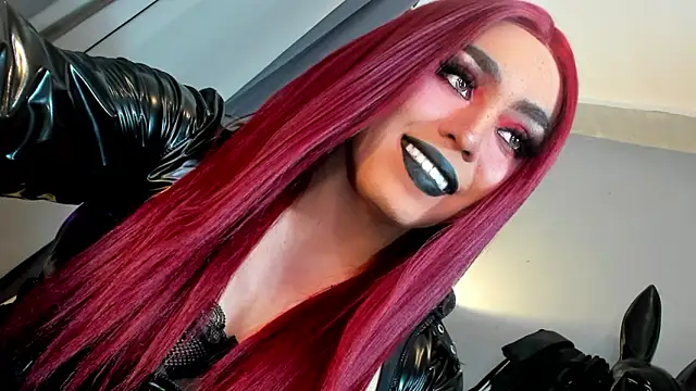 DominaAurumXXX live sex cam