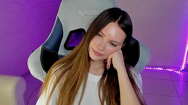 yourArya's cam snapshot