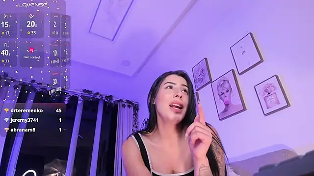 Bella_ev's cam snapshot