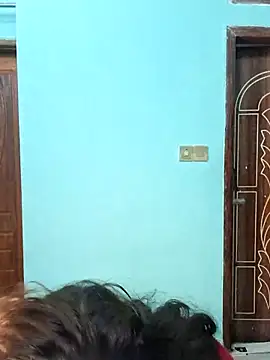 Bristy- live sex cam