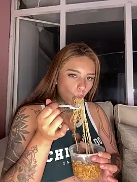 EmilyMoore_Pink's cam snapshot