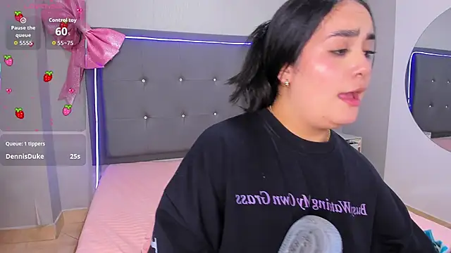 emma_lye live sex cam