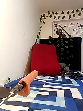 Varek_biglatin_dick live sex cam