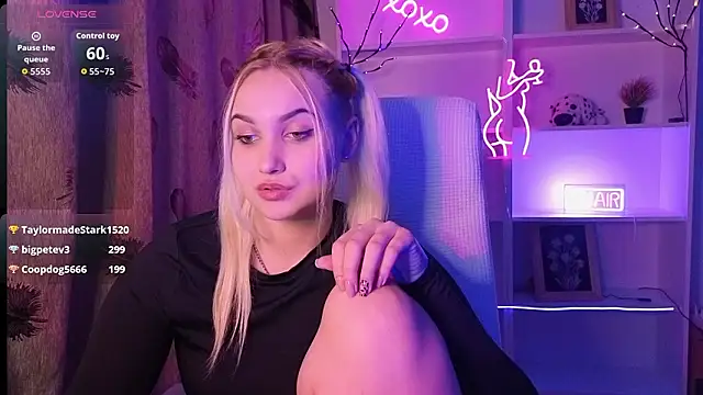 adrelaxina's cam snapshot