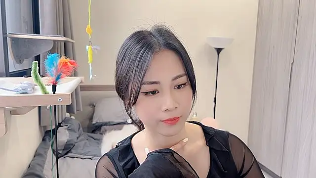 BabyOneDaily's cam snapshot