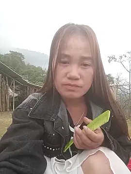 cutebobi's cam snapshot