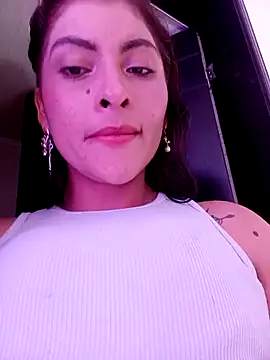 Fox_Roxxan's cam snapshot