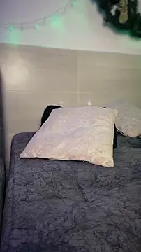 Mia_X1's cam snapshot