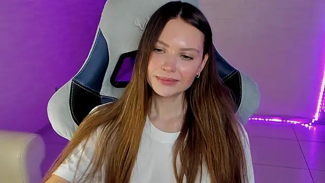 yourArya's cam snapshot