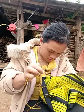 Chaomay_k9's cam snapshot