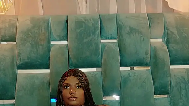 LuisaHottxx live sex cam