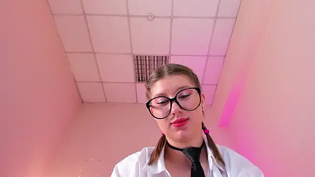 katymeaw's cam snapshot