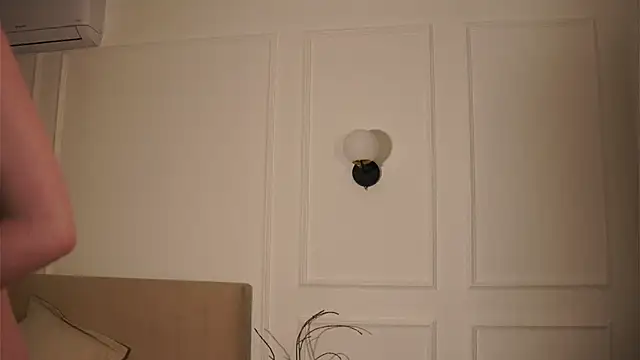 IdaJonesy live sex cam