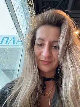 EvvaMur live sex cam