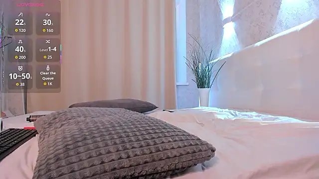 Emma__Leee's cam snapshot