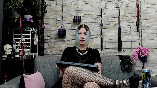 CruelMistress's cam snapshot