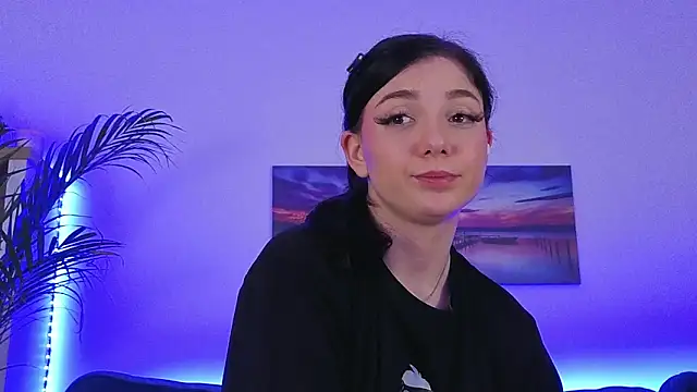 Avery--'s cam snapshot