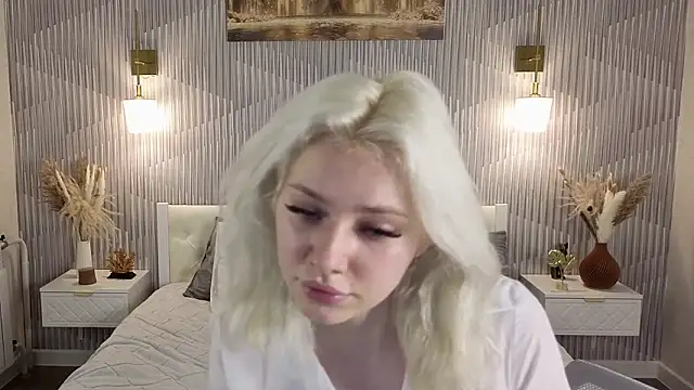 Kate_Krose's cam snapshot