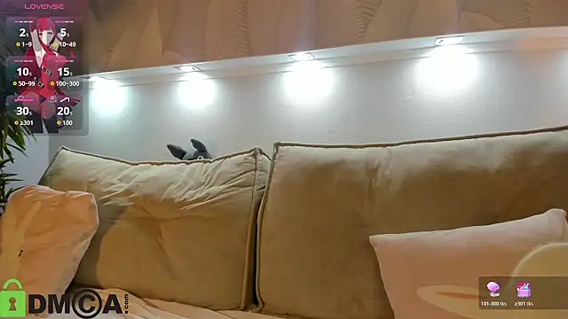 Ruth_Oliver's cam snapshot