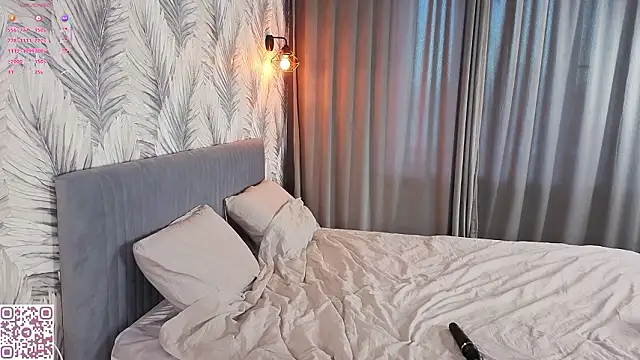 ElvinaRose's cam snapshot