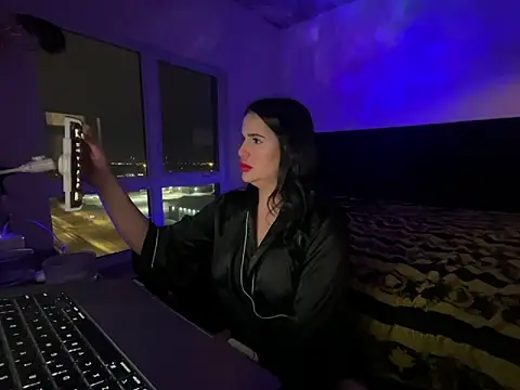 yourgoddessangela's cam snapshot