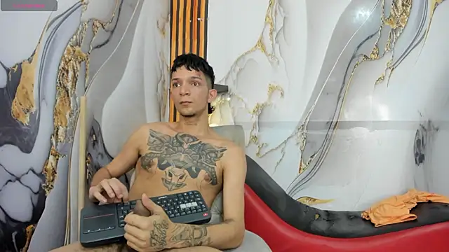 Straight_Guy22 live sex cam