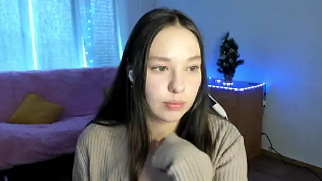 PureLedy's cam snapshot