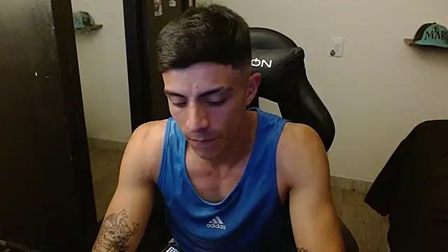 kv___xxx_ live sex cam